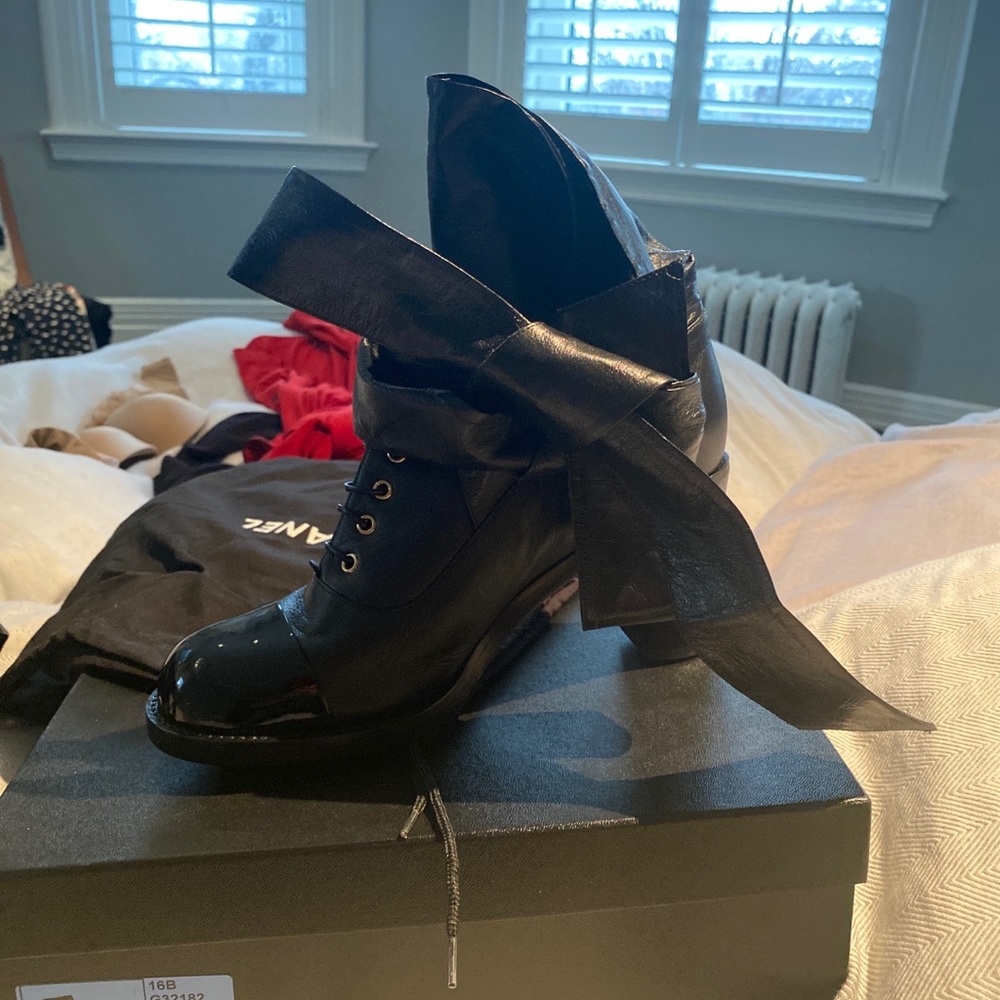 New Chanel kangaroos ultra rare full set